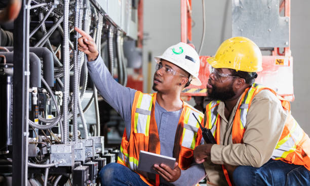 Best Electrical Installation Contractor  in Bloomfield, IN